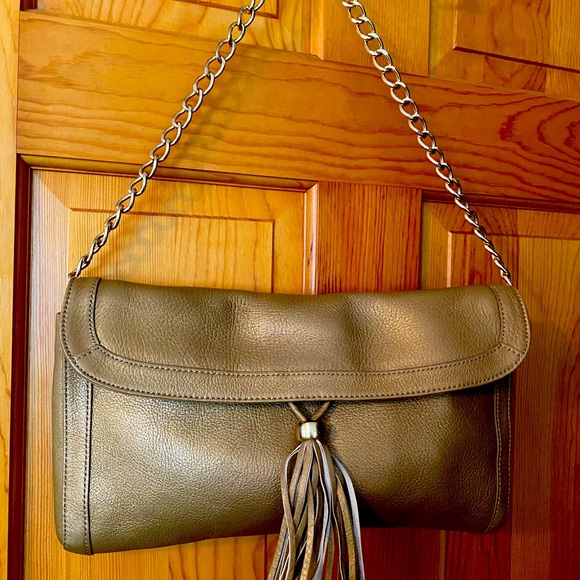 Talbots Handbags - 🌸SALE Price 🌸Talbots Metallic gold leather. Magnetic closure. Used once-new.